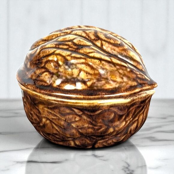 Hand Painted Walnut Trinket Box: Signed Bunny, Vintage Decor - Picture 1 of 7